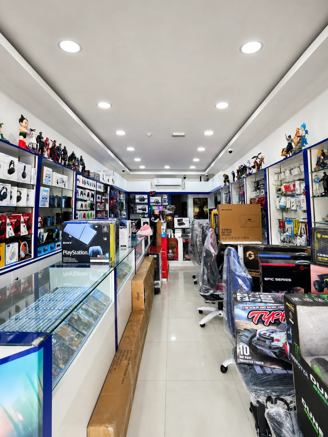 Inside Najmat Al Khor in Khorfakkan
